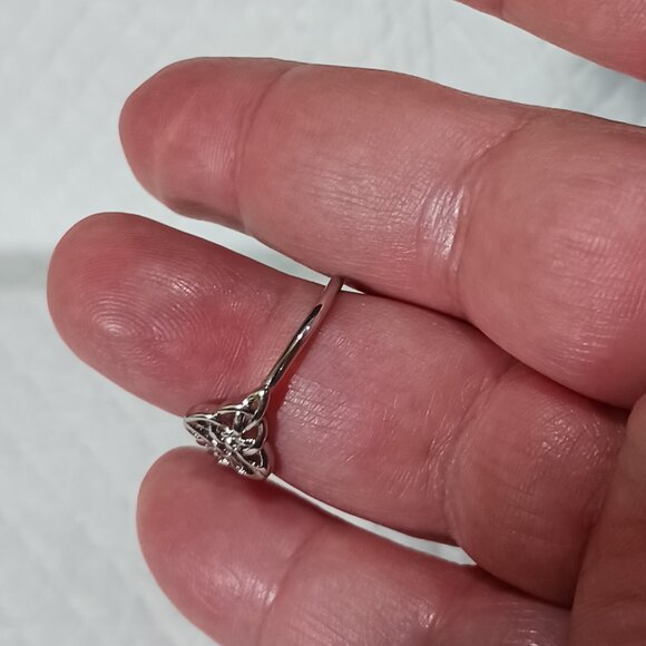 NWOT Vintage Silver Celtic Knot Infinity Love Knot Ring Size 7.5 - Picture 6 of 12